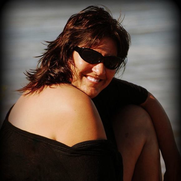 Meet your Posher, Chris - Picture 1 of 1